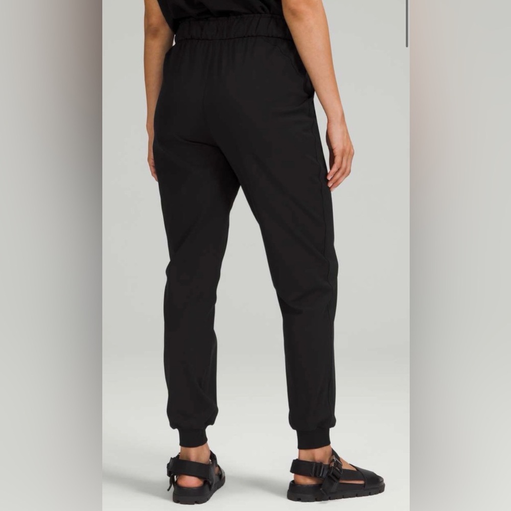Lululemon Stretch High-Rise Women’s Black Joggers - Picture 2 of 9